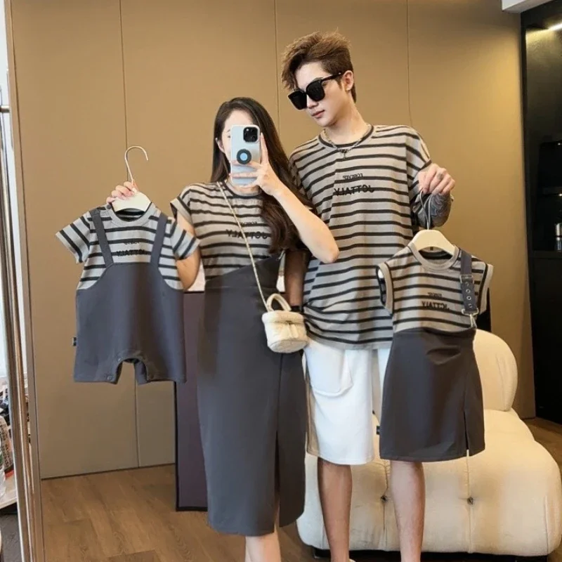 

2024 Summer Boy Girl and Mom Dad Matching Clothes Korean Children's Clothing Father Son T Shirts Like Mother Like Daughter Dress