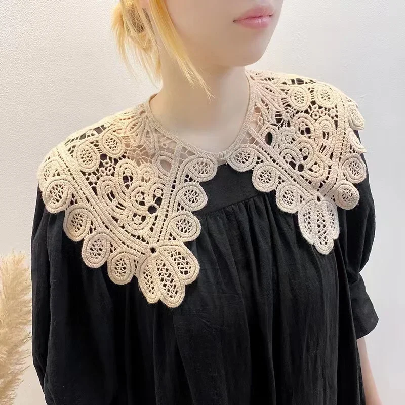 

Hollow Crochet Lace Detachable Collar Shawl O-Neck Doll False Collar Shirt Women Hollow Crochet Lace Detachable Collar
