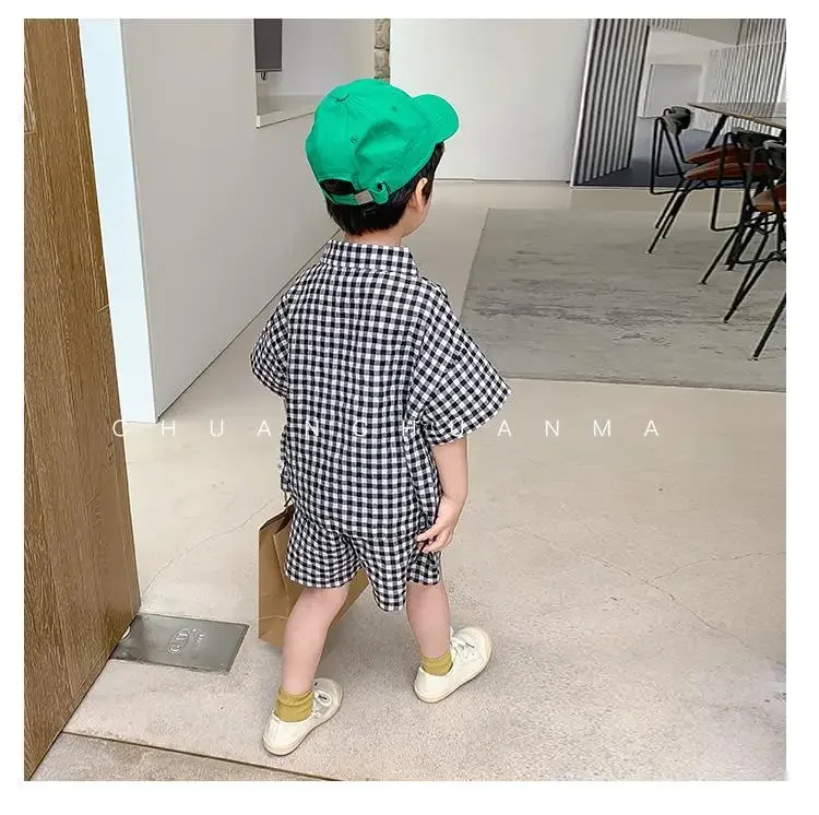 Ensemble de vêtements de sport à carreaux pour enfants, manches courtes, short à carreaux, style printemps et été, vêtements pour enfants, nouveau, 2023, 2 pièces