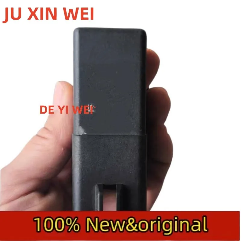 

New Original 0 281 003 256 0281003256 T60T70 Glow Plug Relay Engine warm-up 12V