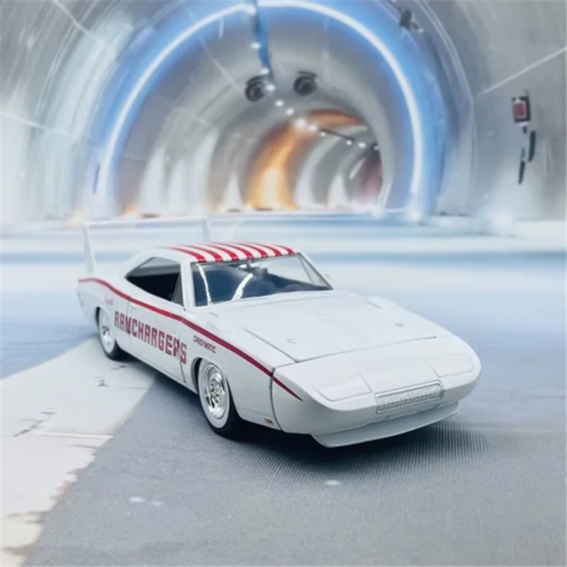 

JADA 1/24 1969 Dodge Charger Daytona Alloy Musle Sports Car Model Diecasts Metal Classic Racing Car Vehicles Model Kids Toy Gift