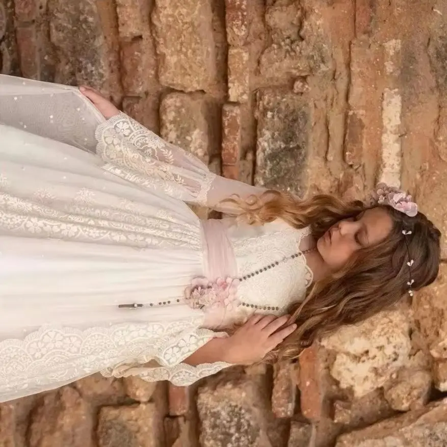 

Customized Boho Flower Girl Dress for Wedding Full Sleeve Lace Appliques Floor Lenght Kids Birthday Party First Communion Gown