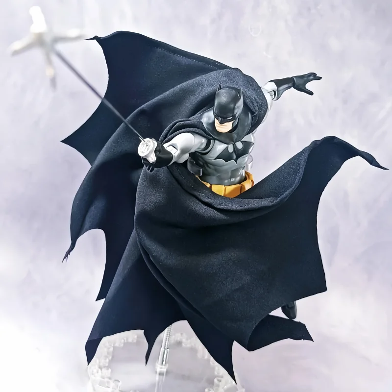 

Hot Sale Ct Toys Batman Hush Mafex 126 Black Version Bat Man Anime Action Figurine Statue Model Surprise Gifts Festvial Toys