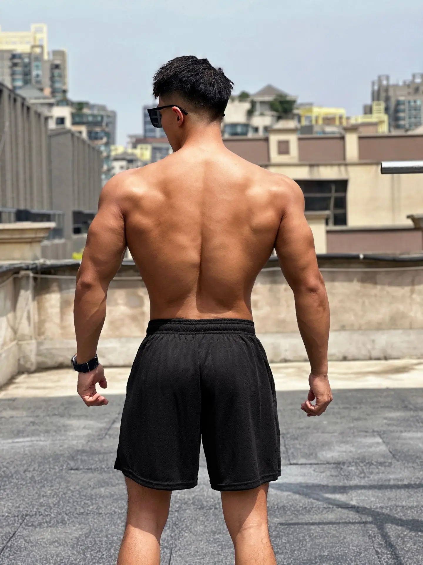 2024 Muscle Fitness New Summer Sports Leisure Basketball Shorts Men's Running Training Clothes 5/4 Pants