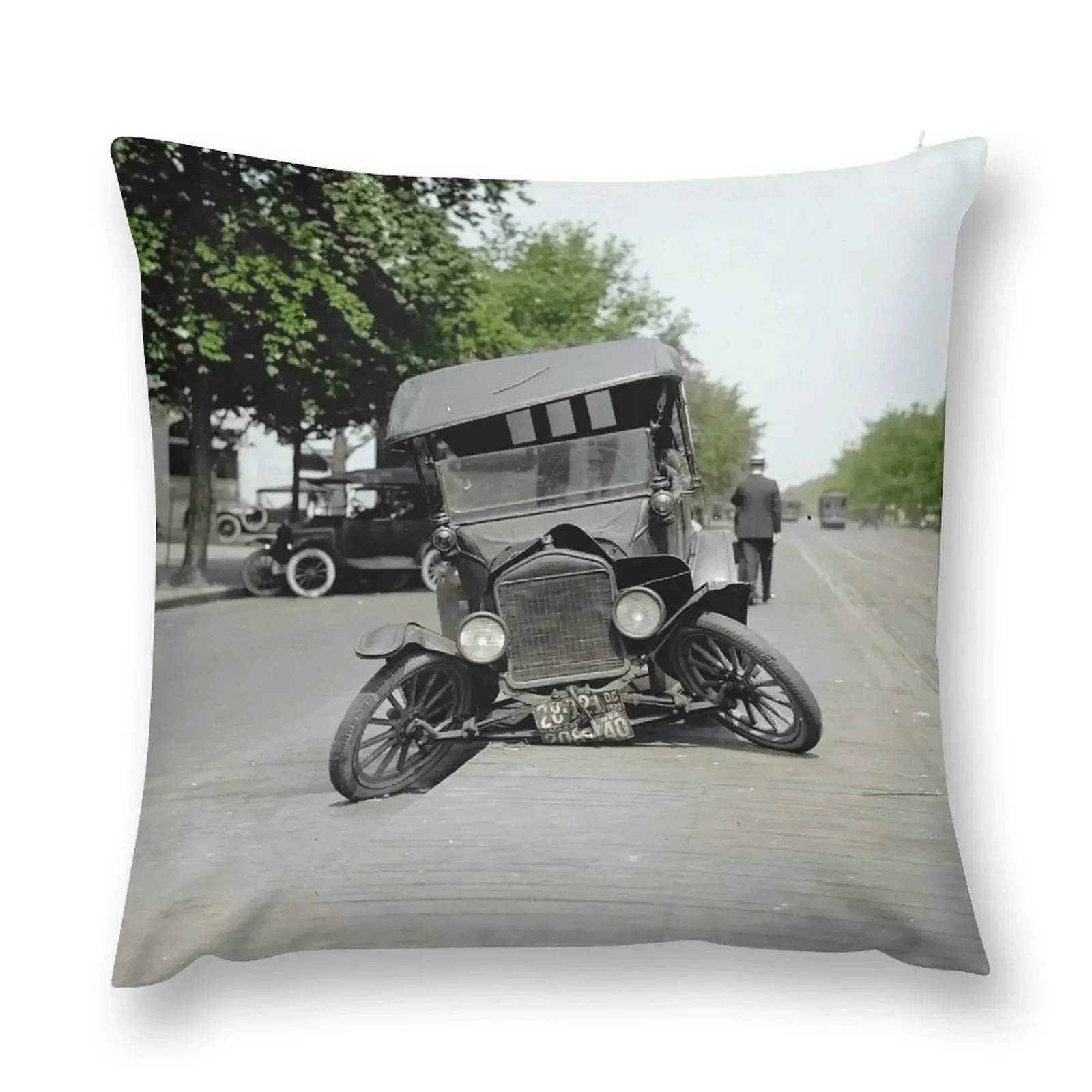 

Early Automotive Failure Throw Pillow New year Pillow Cover Decorative Cushions For Luxury Sofa pillow