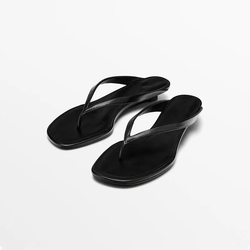

Withered Minimalist Casual Genuine Leather Toe Straps SLippers Outerwear Slippers Comfortable Sandals For Beach Vacation Shoes