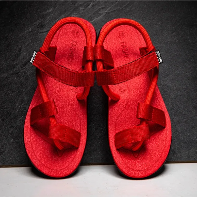 

2024 New Summer Slippers Men's Fashion Couple Beach Shoes Casual Dual-purpose Men's Sandals Slippers Women's Shoes