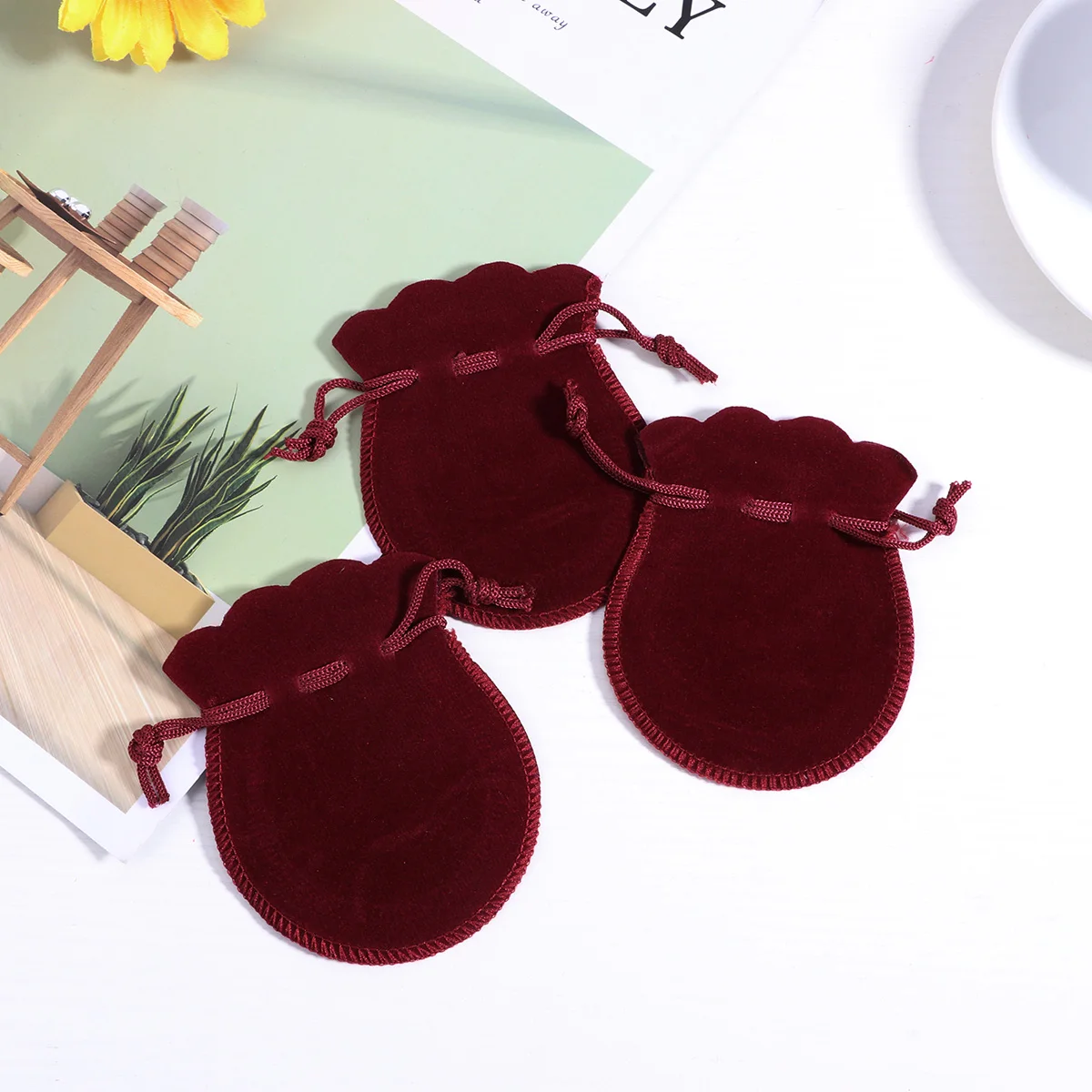 

10 pcs Gift Bags Black Drawstring Pouches for Wedding Party Favor Jewelry Storage Shaped Bags Christmas Gifts