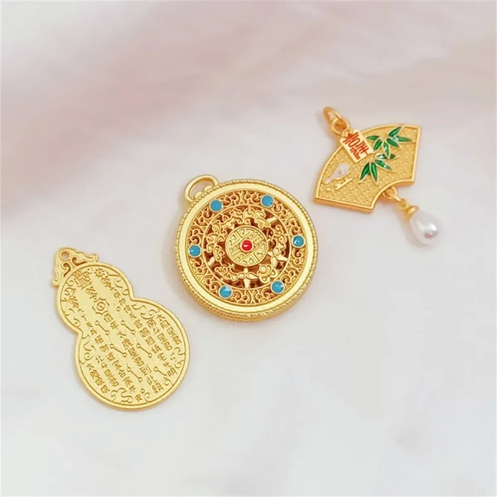 

Sand-gold Wrapped Gourd Pendant Featuring Prosperity Good Fortune Fan-shaped Pendant with Five Blessings Completeness Made By Ha