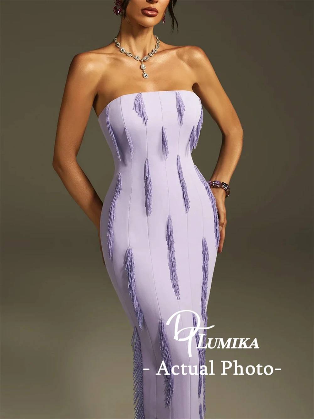 DTLumika – Lilafarbenes Maxikleid mit Perlenquasten für Damen, Etuikleid, langes Partykleid, trägerlos, Abschlussball, Abend, Abendessen