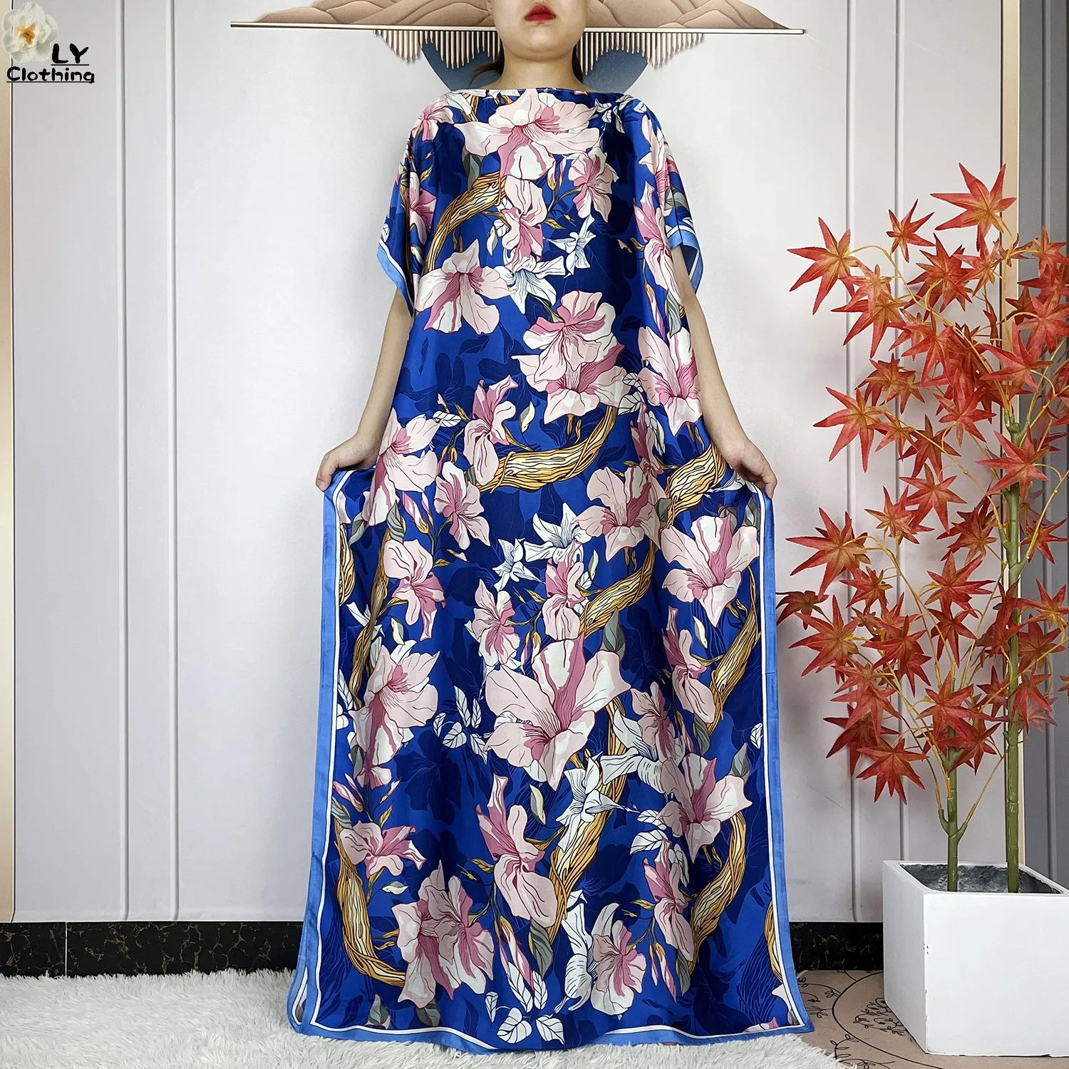 2024 New Summer Fashion Party Dress Dubai Woman Elegant Bat Sleeve Loose Dress With Headscarf Soft Silk Islamic Women\'s Clothing