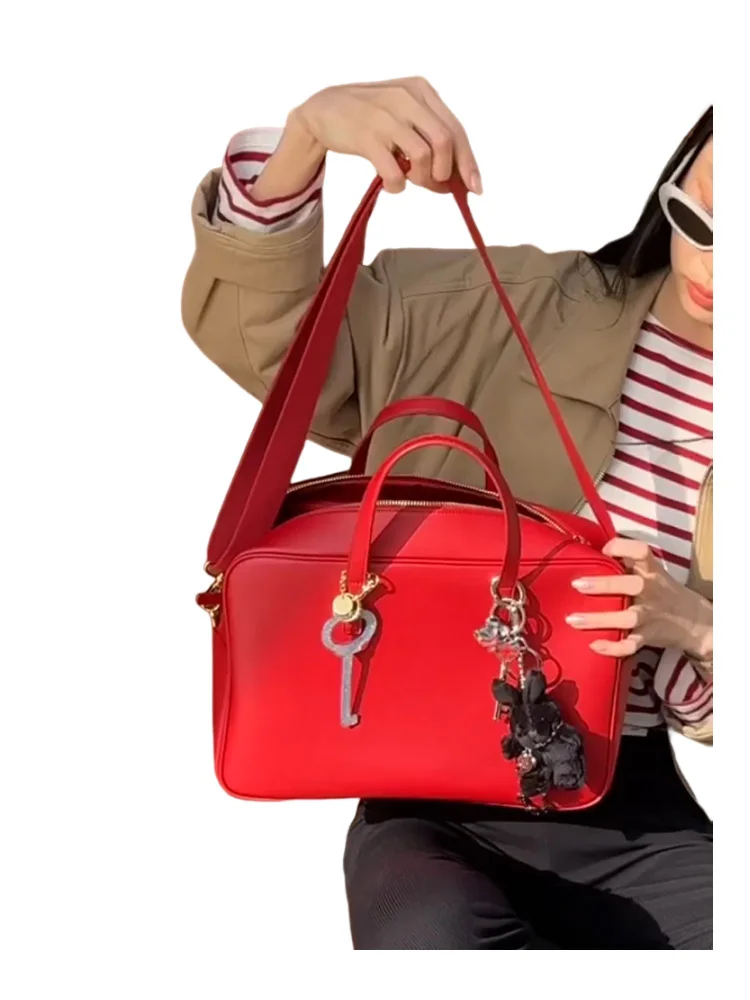 

Red Large Capaci Tote Bag Women's Faion Trend Bowling Handbag Luxury mat High-End Feelings oulder Crossbody Bag