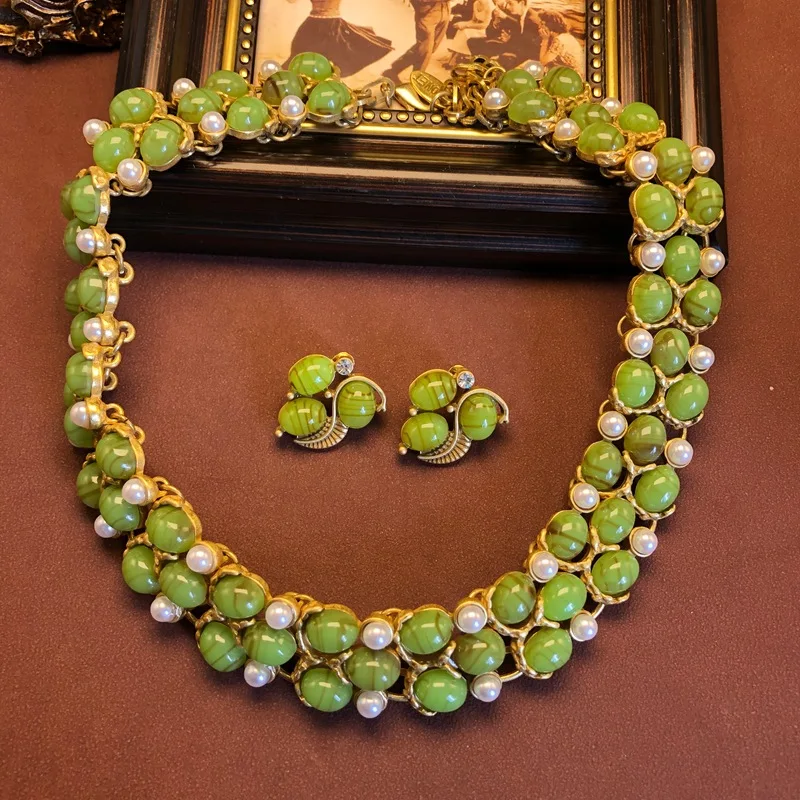 fresh pretty retro design green pearl inlaid short necklace doublelayer women jewelry versatile necklace earstud