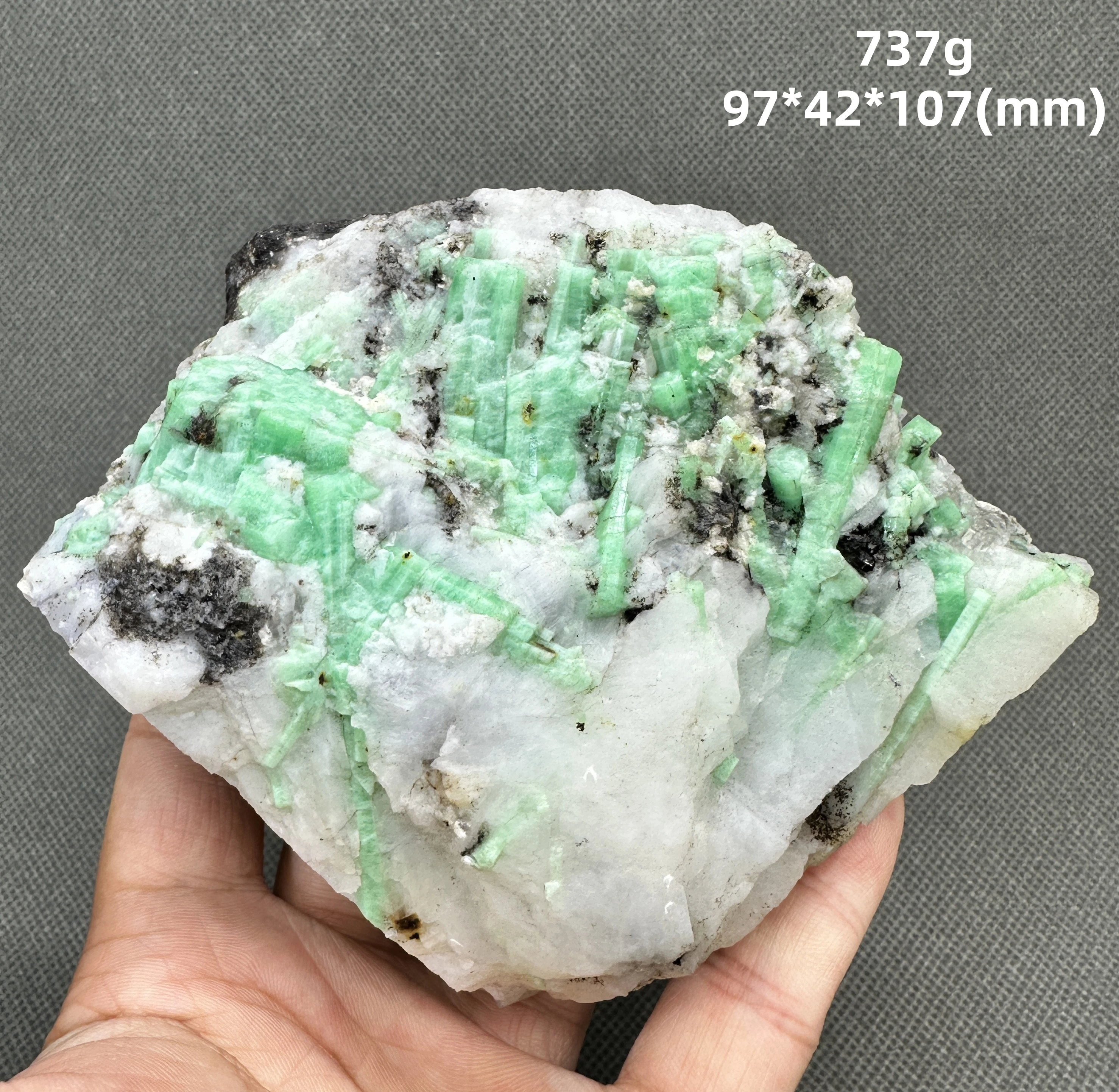 عينة معدنية من الزمرد الطبيعي + بلورات كوارتز شفاء وأحجار كريمة صخرية #5