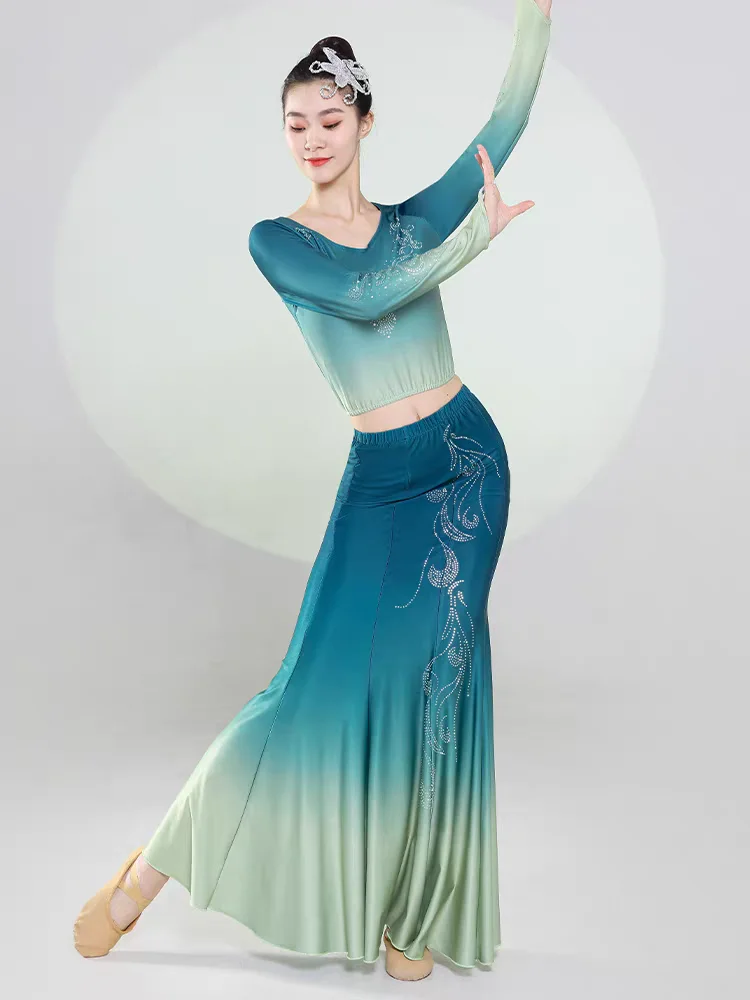 Chińska tradycyjna sukienka do tańca Dai dziewczyny kobiety Dai narodowy kostium taneczny dla fanów długa syrenka kostium pawia pawia sukienka do tańca