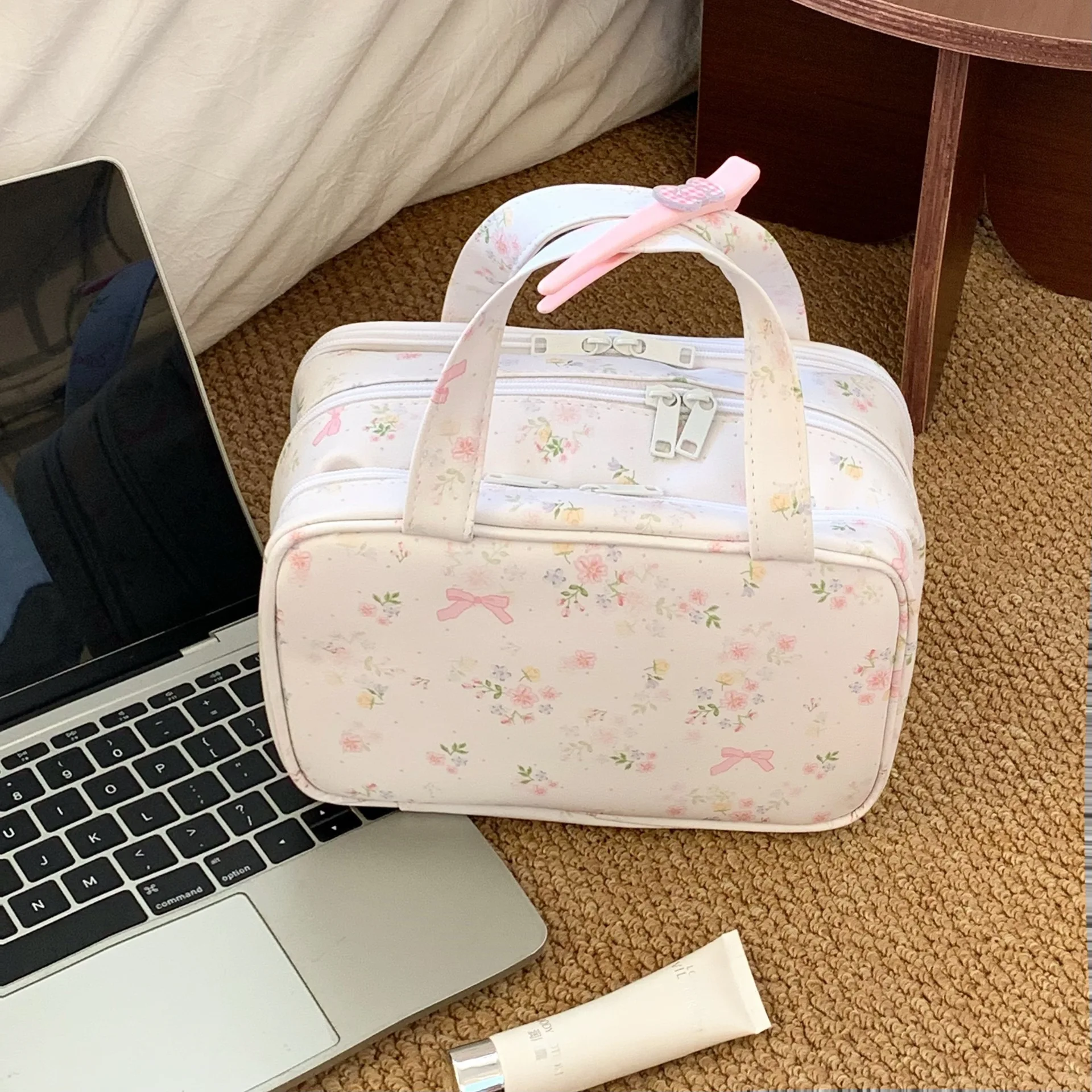 Flower PU Three-layer Portable Makeup Bag Women's Portable Outdoor Toiletry Bag Cosmetics Organization And Storage Bag Tote Bag