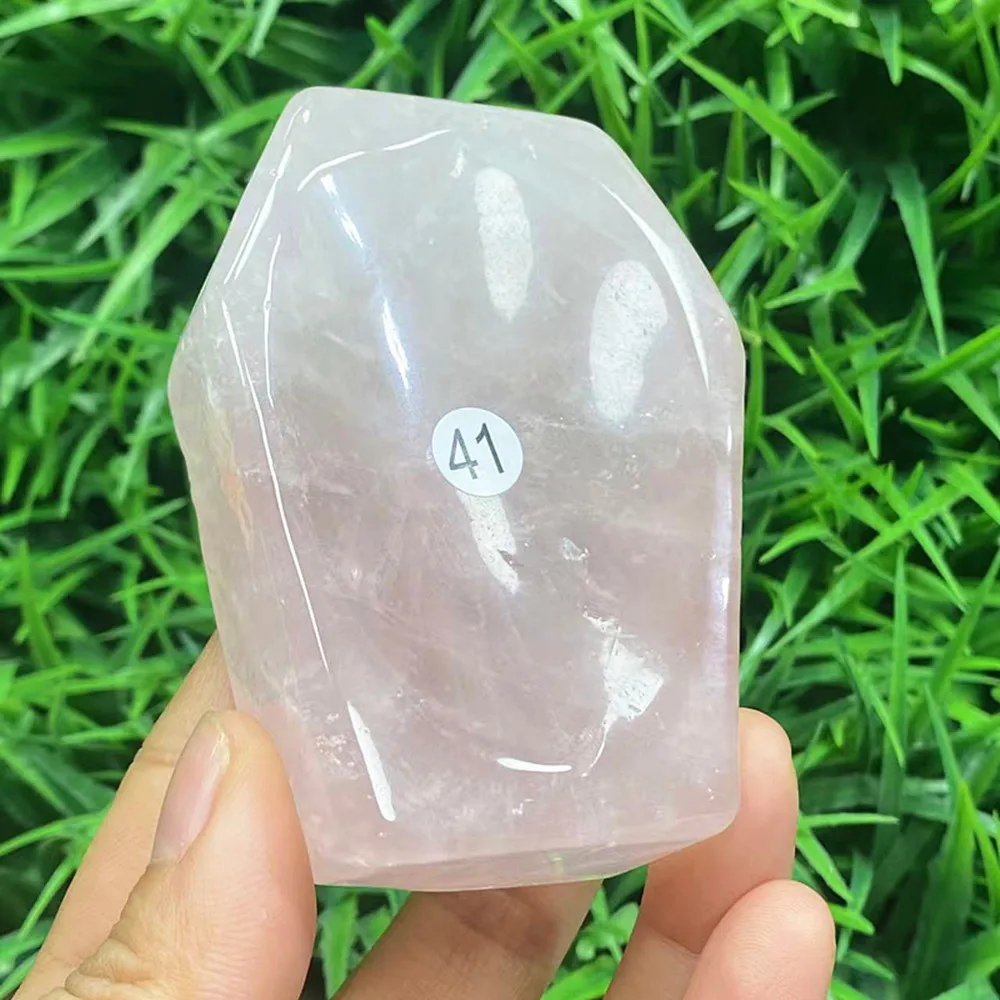 Natural quartz crystal rose quartz ornaments, chakras, home decoration, and gifts for others