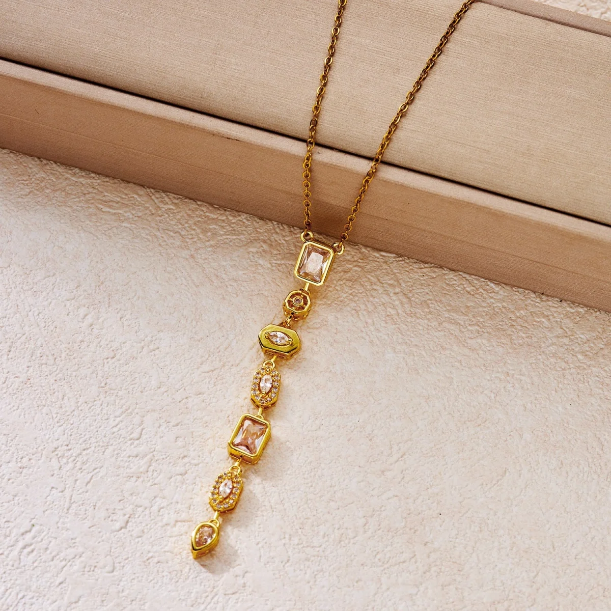Glänzende Zirkon-Halskette mit geometrischen Verbindungsstücken und Quasten aus Edelstahl für Damen und Herren, Herz, Auge, Wassertropfen, Sonne, Mond, Stern, Choker-Schmuck – Detail 33