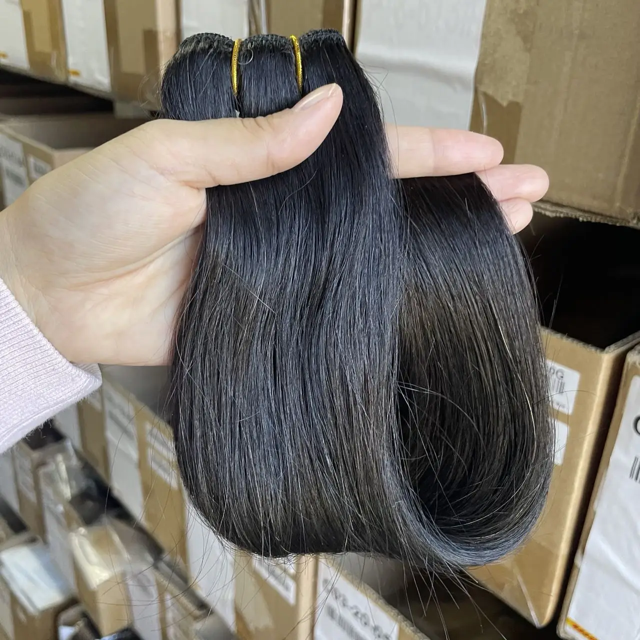 أسود طبيعي لحمة مزدوجة شعر مستعار بشري 12-24 بوصة 50 جرام آلة حزم شعر ريمي خياطة في نسج الشعر