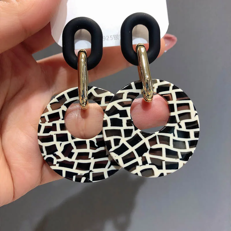 Leopard Advanced  Earrings Acrylic Geometric Leopard Print Circle Earrings Temperament Exaggerated Versatile Earrings  New