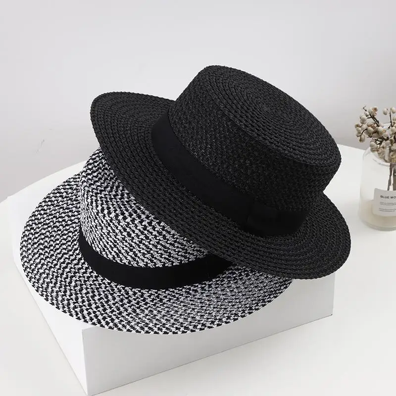 Topi Hitam dan Putih Topi Jerami Tenun Berongga Sejuk Retro Inggris Musim Panas Wanita Topi Liburan Perjalanan Tabir Surya Kerai Tepi Laut