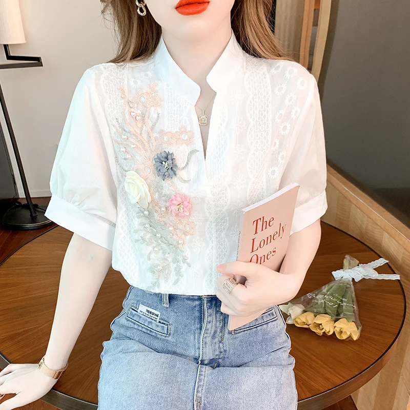 

Casual Pure Cotton Short Sleeve Embroidered Flower V-Neck Loose Women's Shirt Summer 2026 Style Lace Casual Fashion Trend