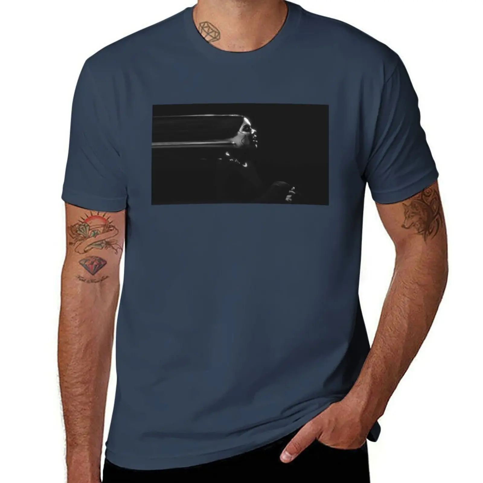 

Darkness Os Kenia T-Shirt Festival Casual Short Sleeve