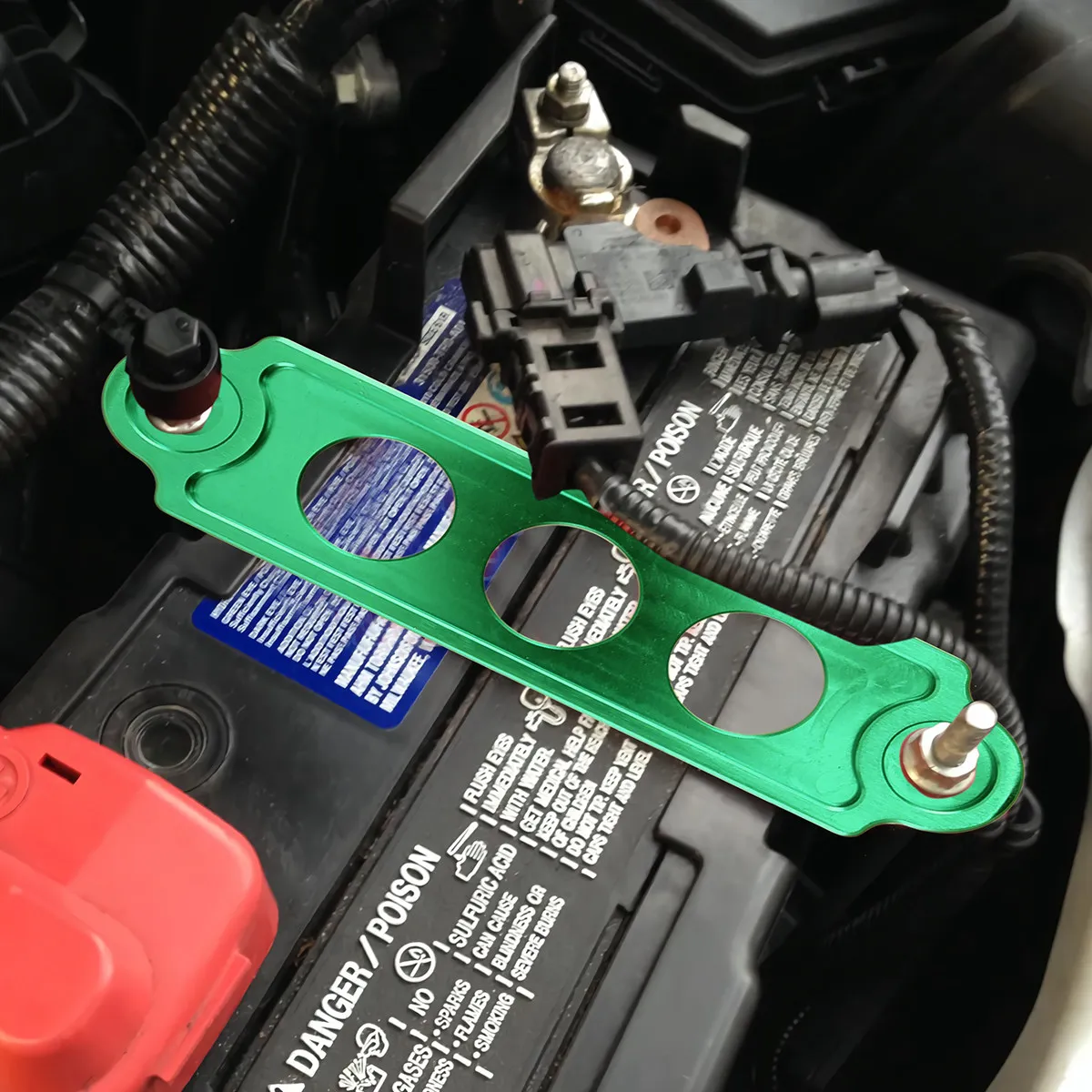 1Pcs Car Battery Tie Down Fixing Bracket Made of Aluminum Alloy for Truck Suv Off Road Racing Stable Secure Mounting Green