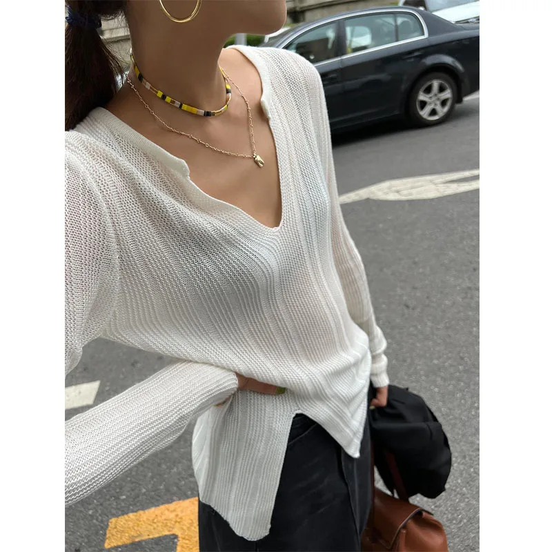 Women Sweaters Elegant V-neck Old Money Style White Knitwears Korean Fashion Long Sleeve Jumpers Sexy Black Casual Chic