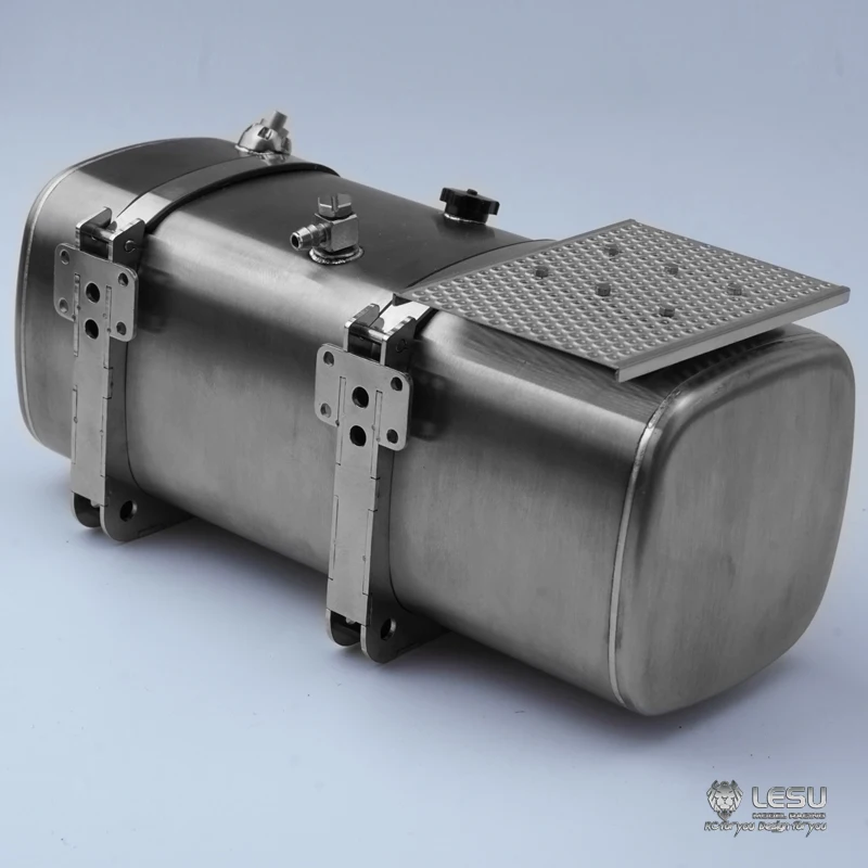 LESU Accessori Auto Lato Destro 130 MILLIMETRI Serbatoio di Metallo per 1/14 Tamiyaya RC Trattore Modello di Camion Giocattoli di Controllo Remoto Th10218