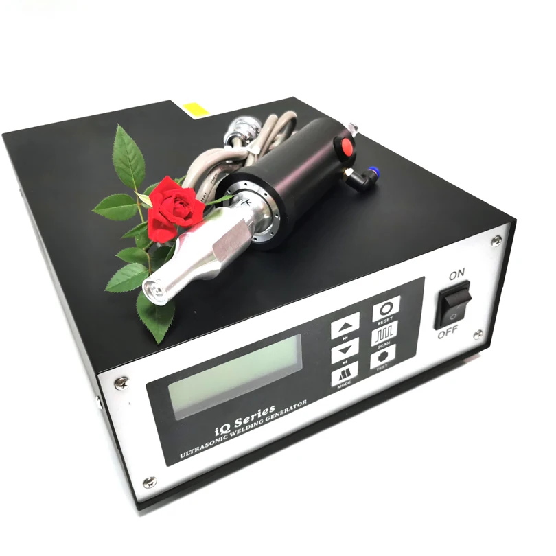 40KHZ 500W Portable Penetration Ultrasonic Spot Welding Machine For Laminating Textiles