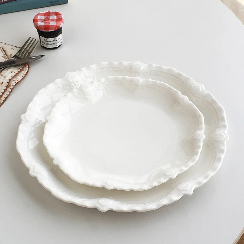 

Annie Garden Simplest Cerc Steak Dinner Plate with Relief Lace French Sle Plain Color 0.5 Inch Dining Utensils