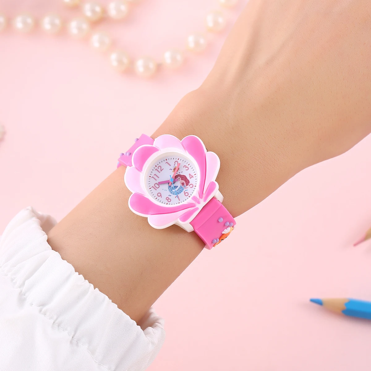 Kids Mermaid Learning Watch Glowing 3D Shell Design Hypoallergenic PVC Strap Girls' First Time Teaching Watch