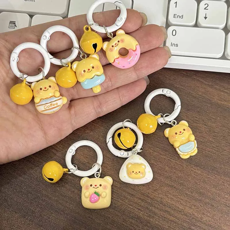 Cute Butter Little Bear Keychain Cartoon Couple Animal Pendant Bell Keychains Charm Jewelry Accessories Wholesale Retail