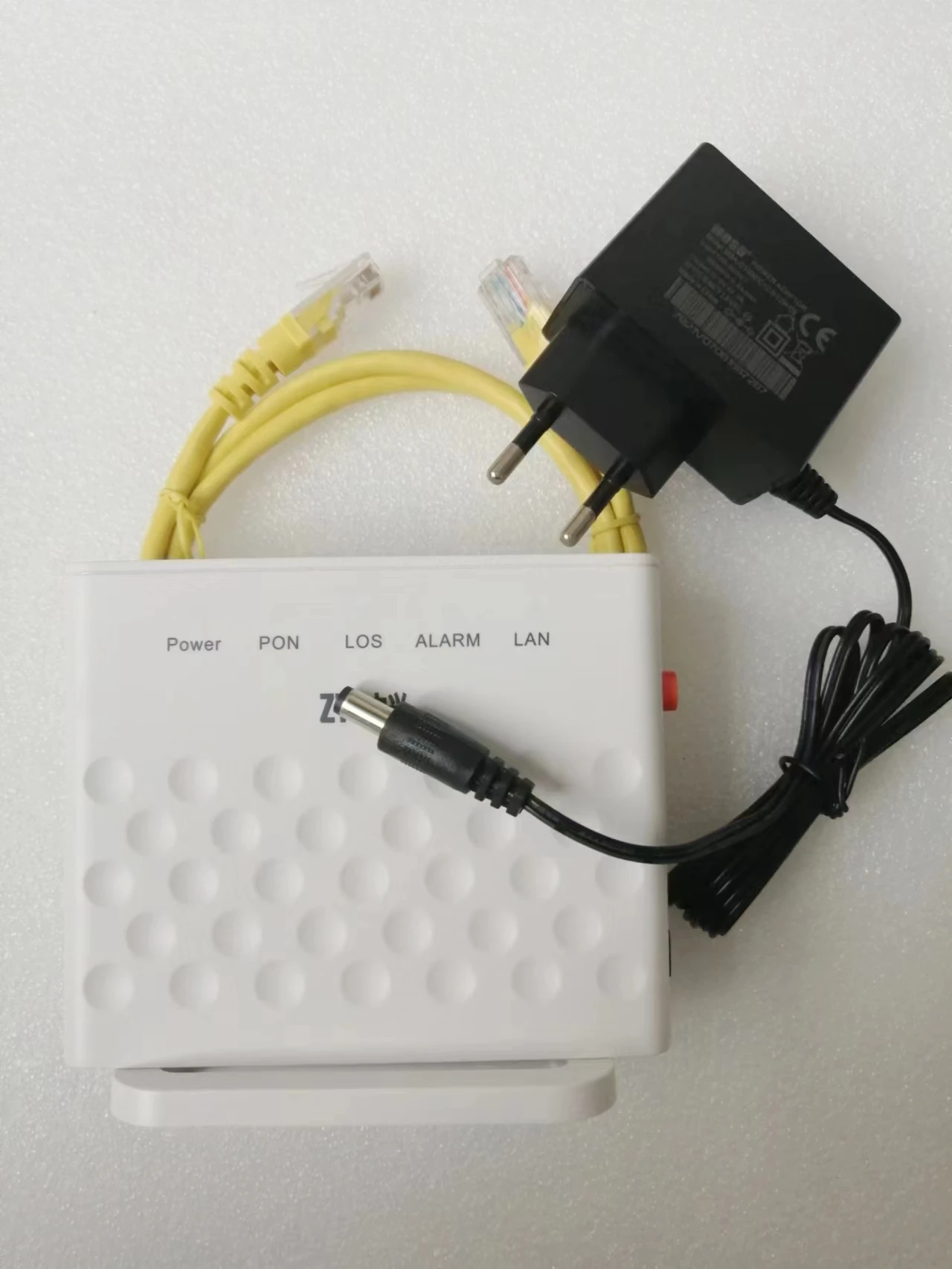 Puerto azul o verde Terminal GPON ONT ZXA10 F601 GPON ONU ZXHN F601 con puerto 1GE