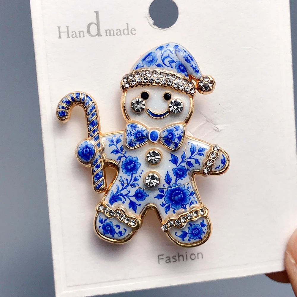 Wear Hat Snowman Christmas Brooches Pins  Rhinestone Enamel 2 Color Carrying Candy Crane Man Brooch For Women Men New Year Gifts