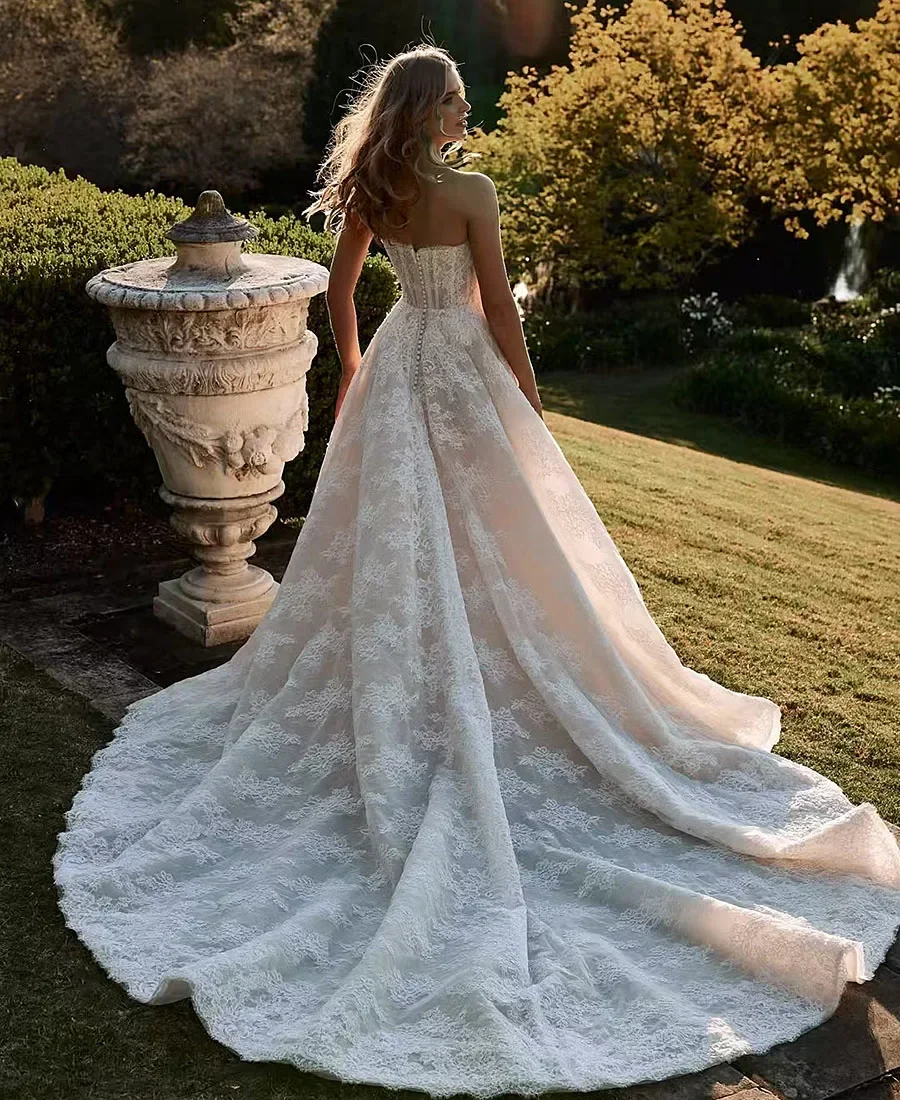 strapless open back dress Bohemian Fitted Lace Beach Wedding Dresses Short Sleeve Bridal Gowns SWD0073