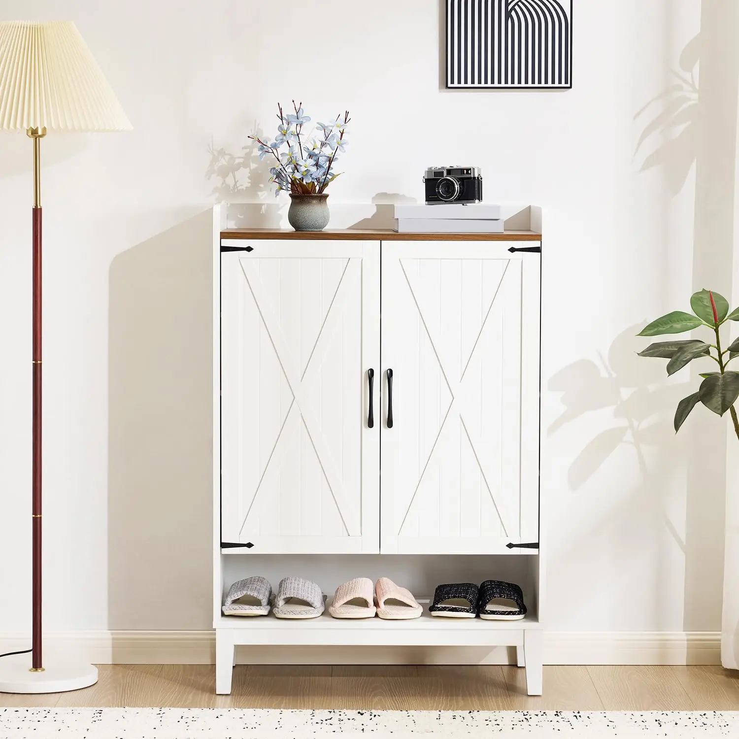 

Тумба для обуви в стиле фермерского дома с рифлеными дверцами, 5-ярусная полка для обуви, высота 43,7 дюйма, с регулируемыми полками, на заказ