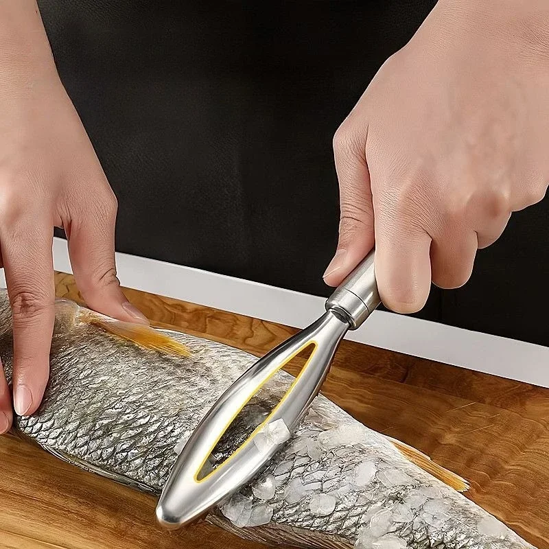 Professional Heavy Duty Fish Descaling Tool Rustproof Stainless Steel Kitchen Scraper for Efficient Seafood Cleaning Preparation