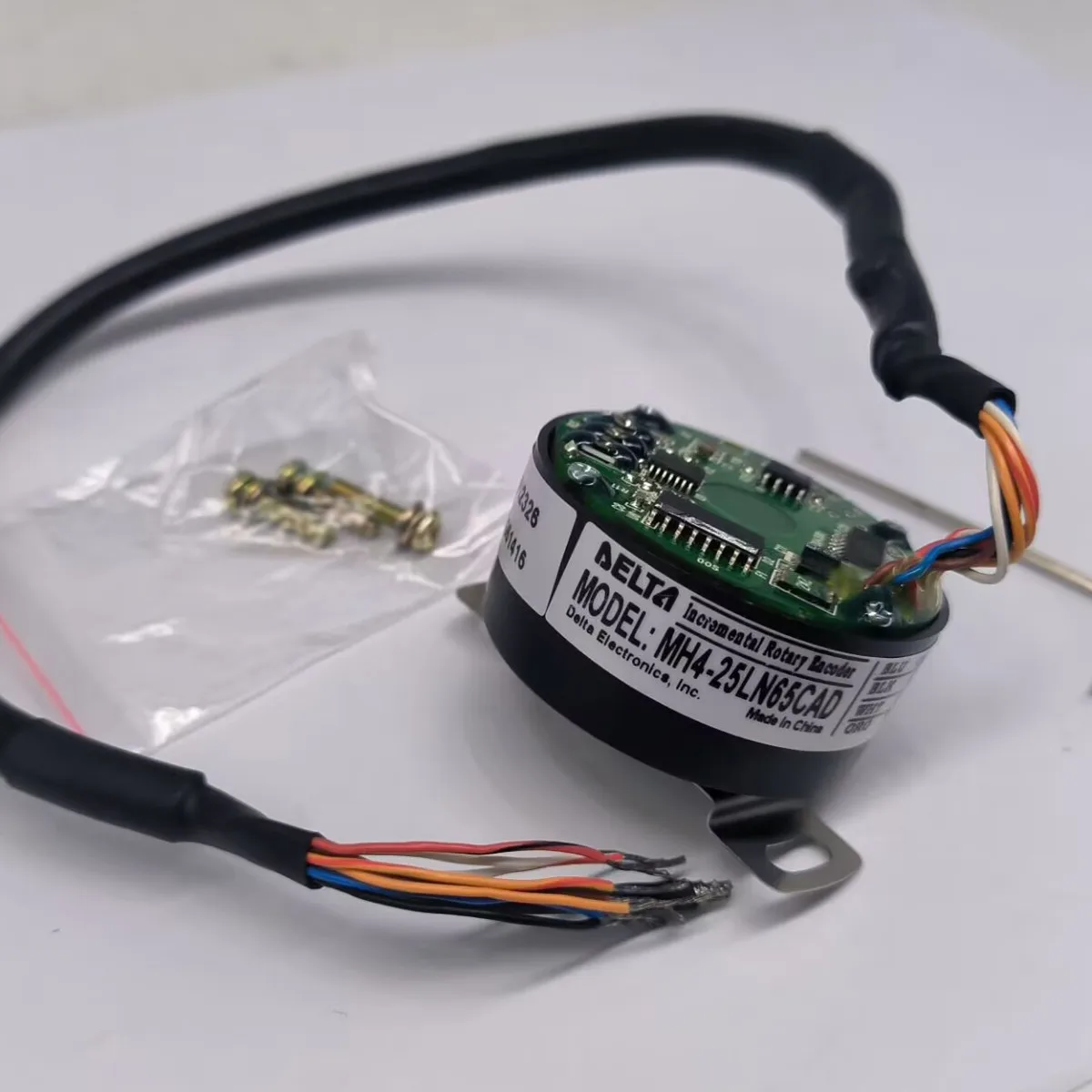 Servo Encoder MH4-25LN65CAD NH4/-17/20/25LS65-CAT/C7T Optical Rotary Encoder