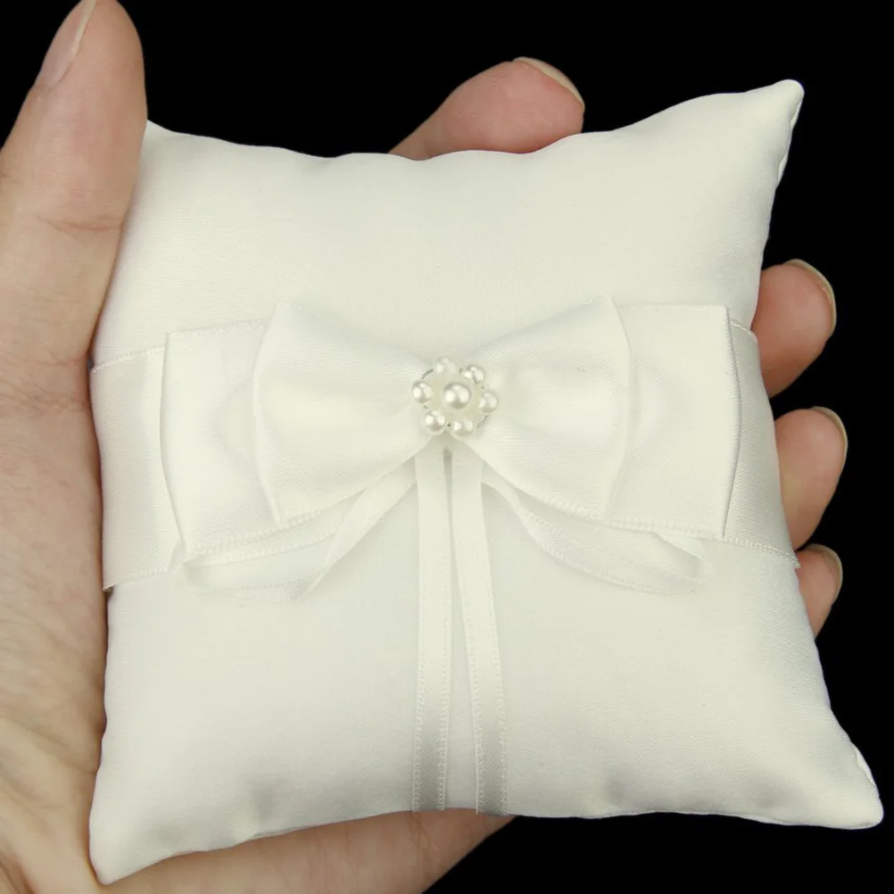 

20x20cm Ivory Wedding Ring Pillow Bearer Satin Ribbon Faux Pearl Decor Kneeling Cushion for Bride Groom Ring Bearer Party