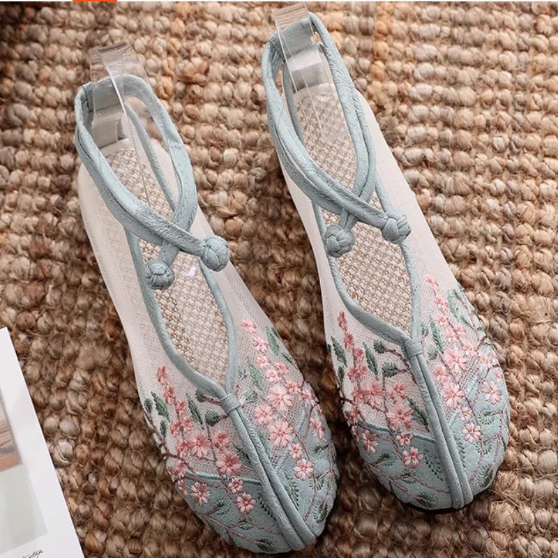 

Female Hollow Mesh Hanfu Shoes Flat Embroidered Shoes