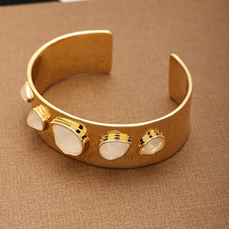 

Big Waterdrop Crystal Pave Wide Cuff Bangles for Women Luxury Designer Statement Chunky Bangles Winter Cool Jewelry Gift