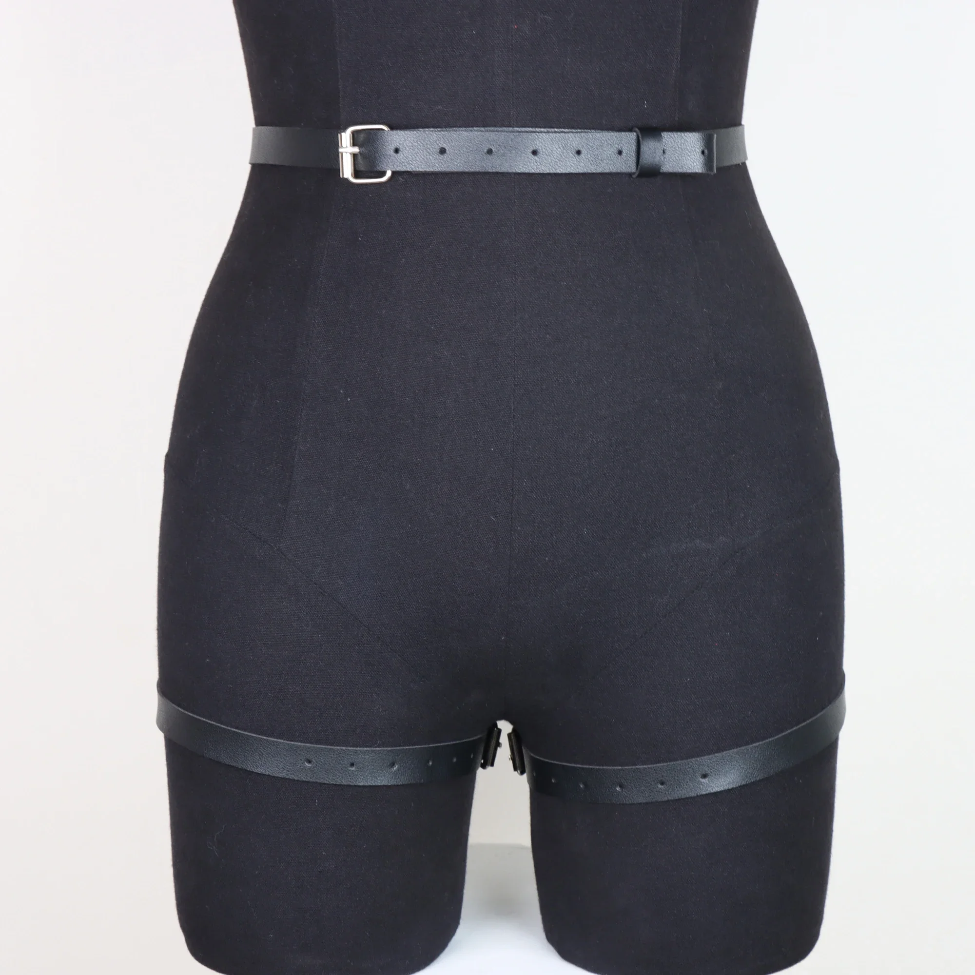 النساء بولي Leather الجلود تسخير مثير الملابس الداخلية Bdsm ضمادة الساق الرباط أحزمة القوطي الملابس القوس الملابس الداخلية الوثن المثيرة الهذيان السيف الأربطة