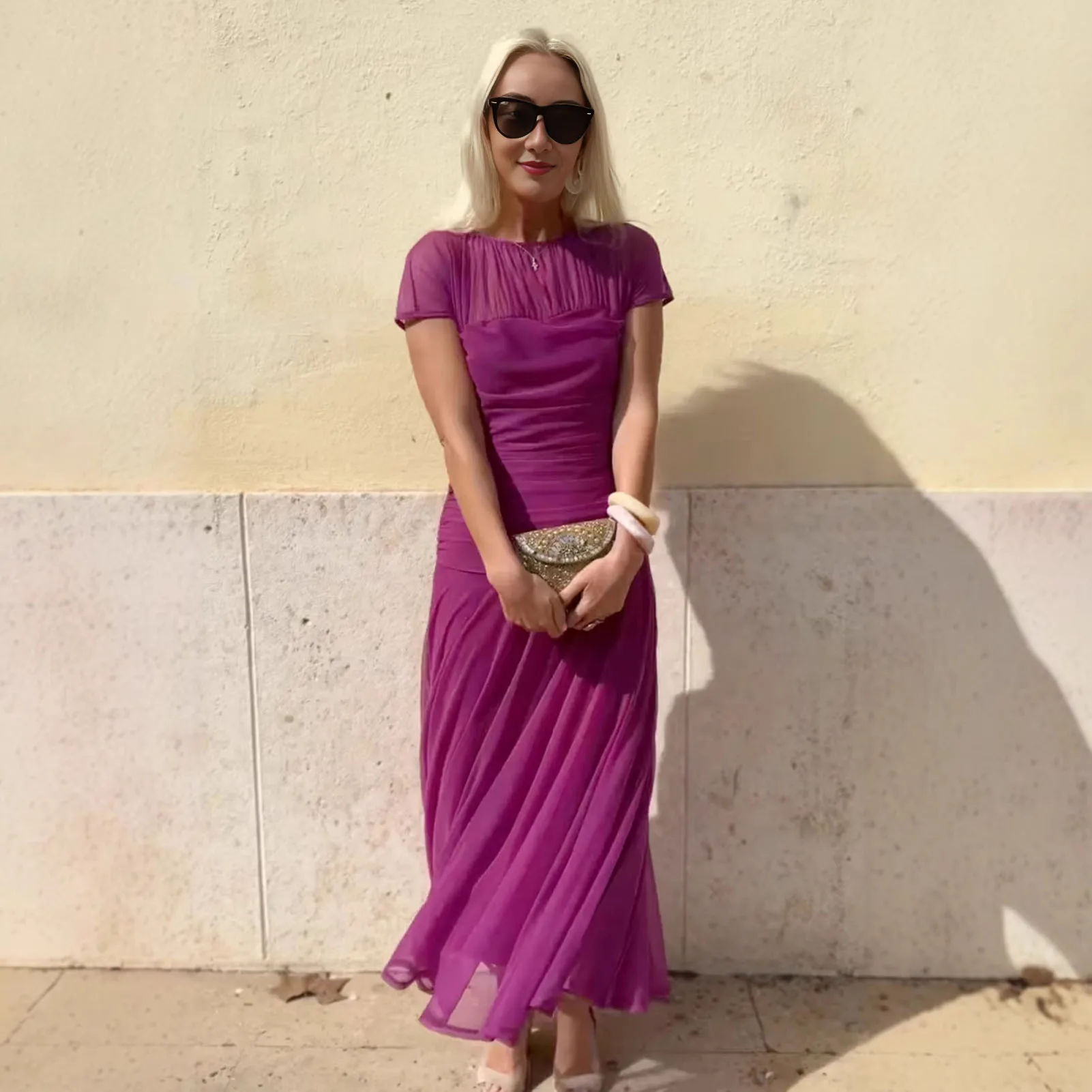 Langes Kleid, schickes, durchsichtiges Mesh-Partykleid für Damen, elegantes, plissiertes O-Ausschnitt-langes Kleid mit tailliertem Detail, schmale Passform für den Abend