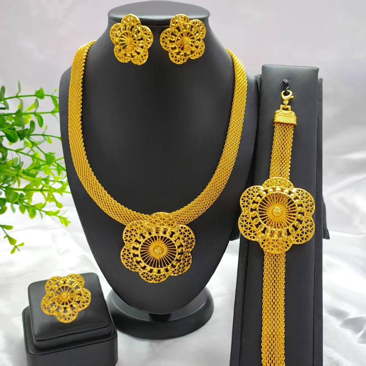 

GOOD Luxury Flower Gold Plated Necklace Sets For Women Wedding Dubai African Jewelry Set Indian Jewellery Anniversary Gifts