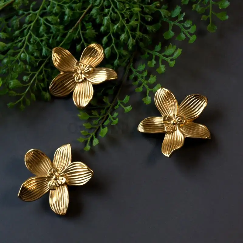 4PCS Brass Floating/Leaf Shape Furniture Handle Wardrobe Gold Cabinet Door Knobs Dresser Drawer Pulls Furniture Hardware ZO15