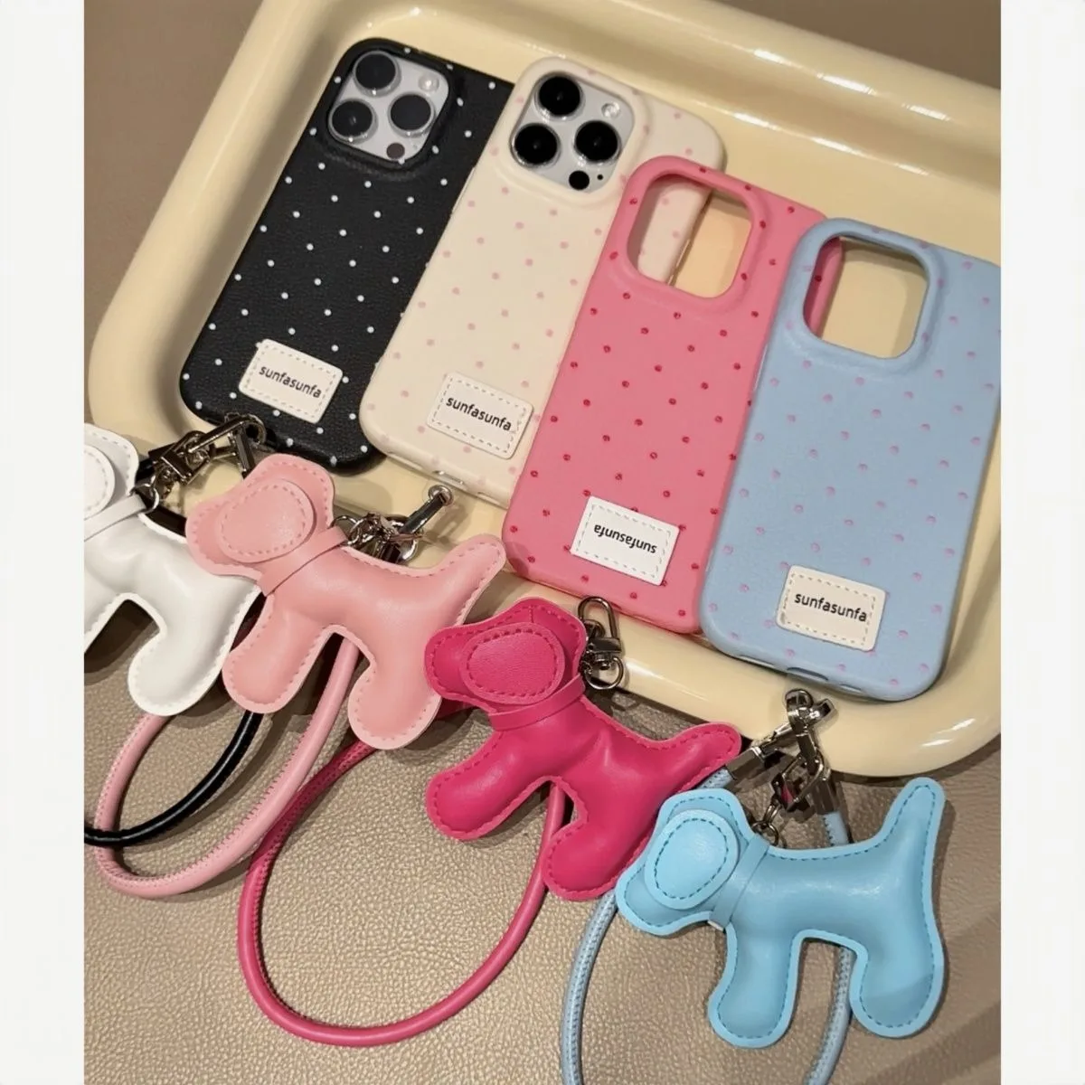 

New INS Candy Color Polka Dots Print Phone Case For iPhone 16 15 14 13 12 11 Pro Max Plus Protective Cover With Puppy Lanyard