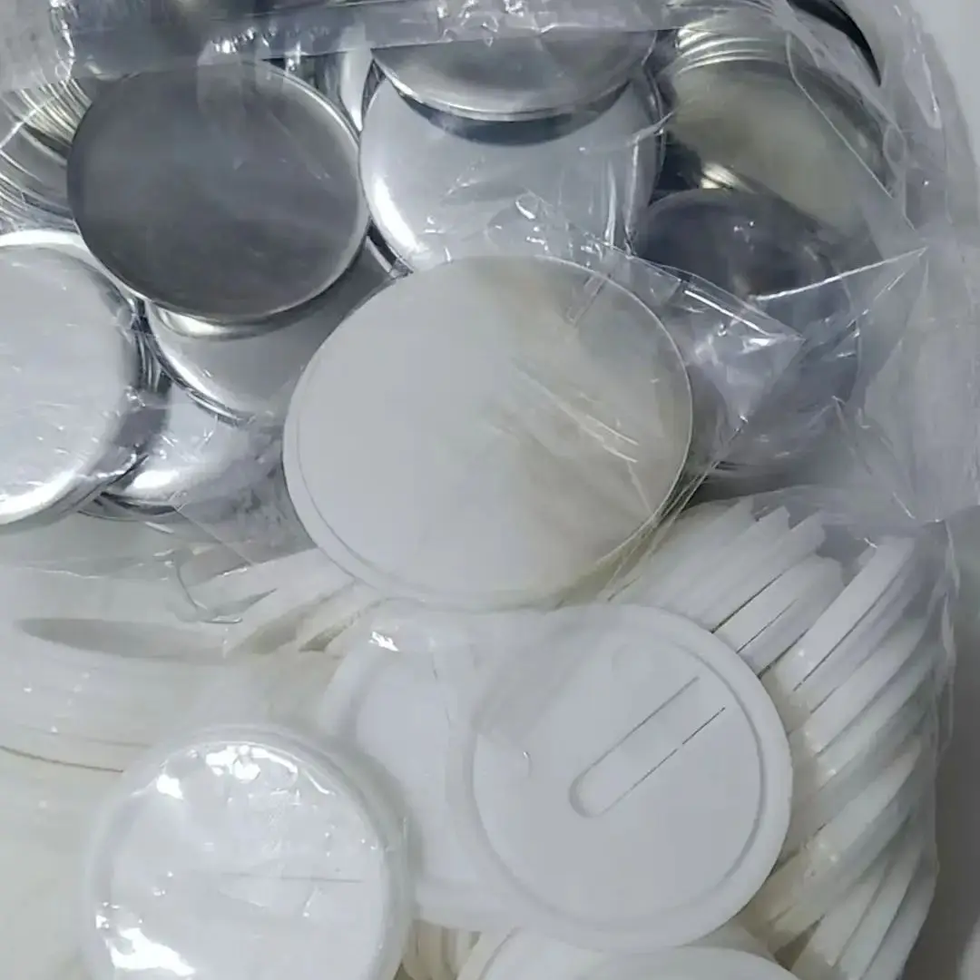 100 pezzi di badge a bottone d - Button Badge Blank recensione e prezzo