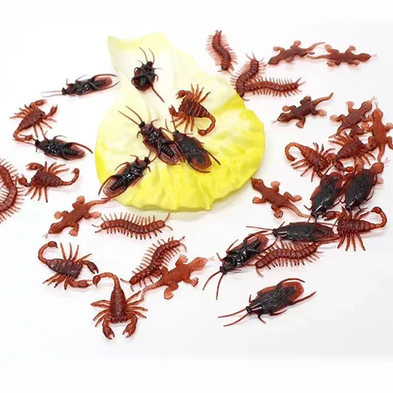 Funny Pranks Cockroaches Halloween Decoration Props Rubber Gags Insects Bugs Practical Jokes Toys Simulation Plastic Roaches